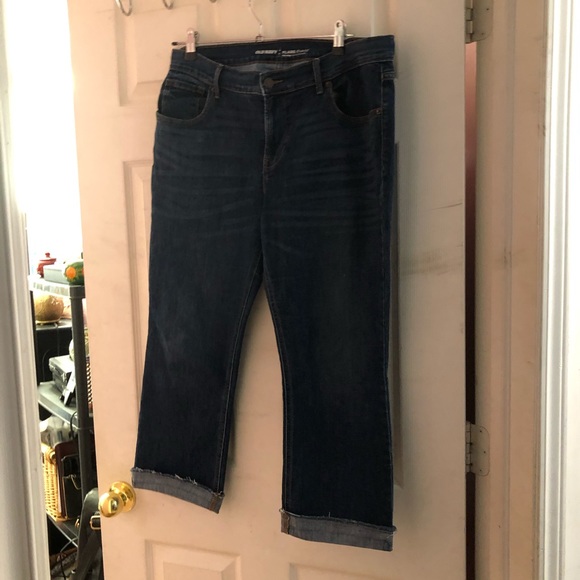 Jeans - Picture 2 of 4